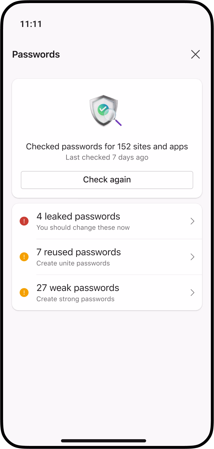 <p>智能手机屏幕的模型，展示了 Microsoft Edge 中的密码监控功能，通知用户凭据被盗用。</p>